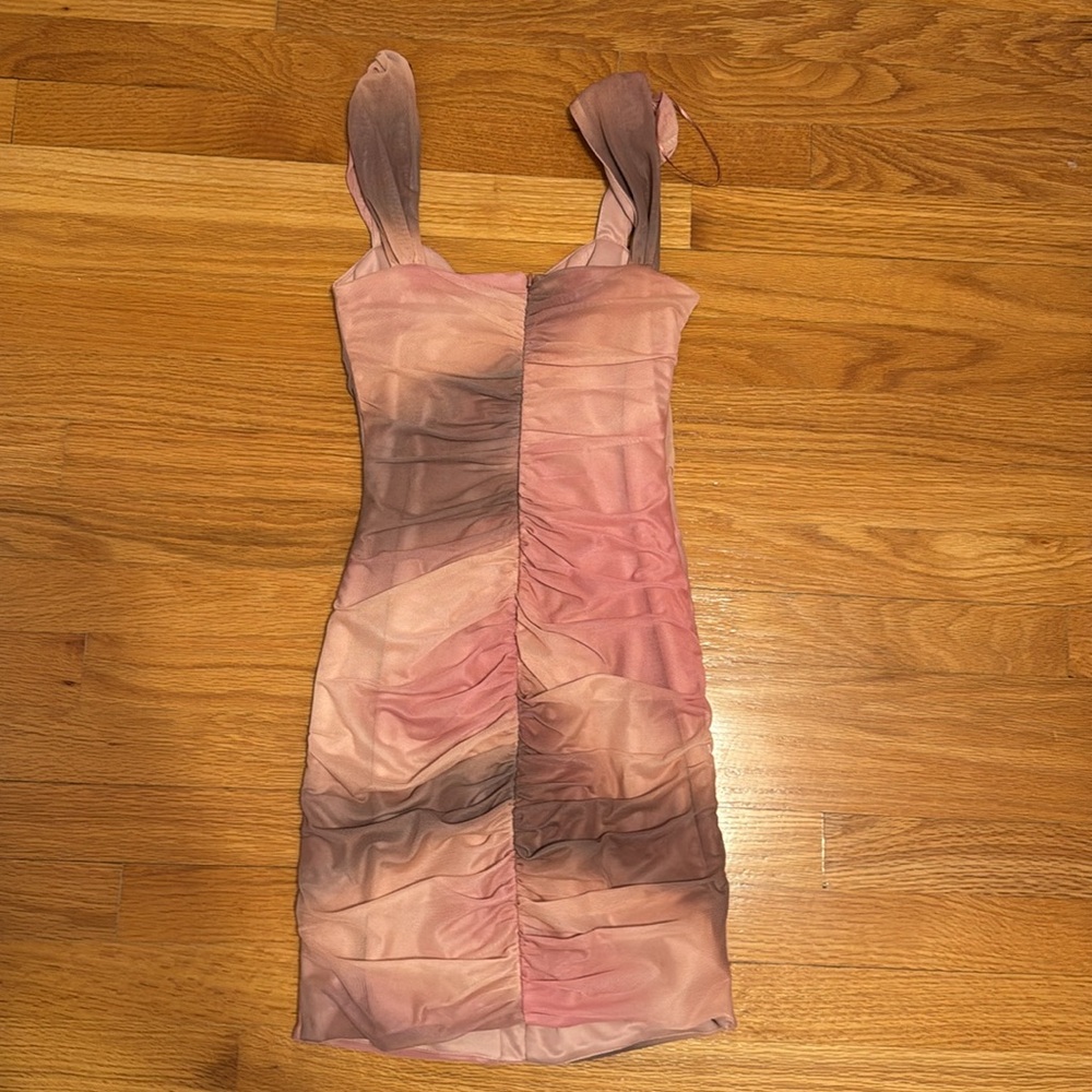 Pink Ruched Bodycon Dress - Picture 3 of 5